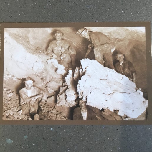 0933 KNHP Postcards B&W