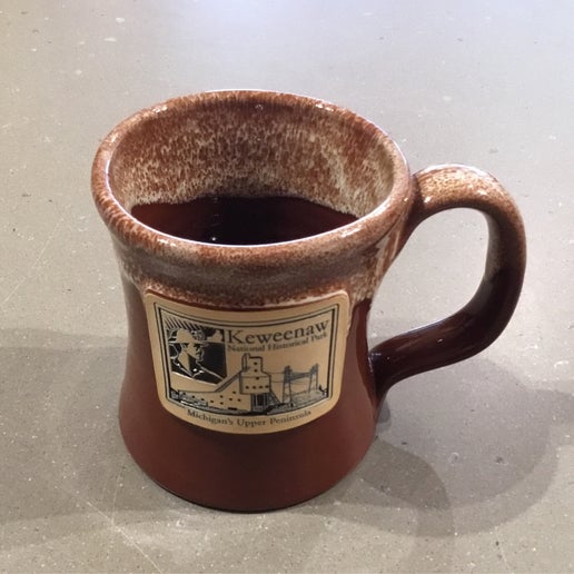 1455 KEWE brown mug